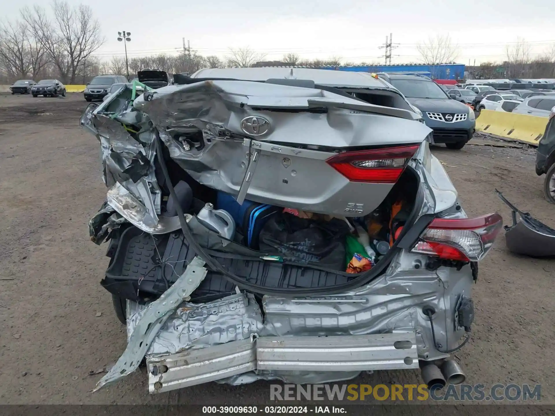 16 Photograph of a damaged car 4T1G11BK3NU050046 TOYOTA CAMRY 2022