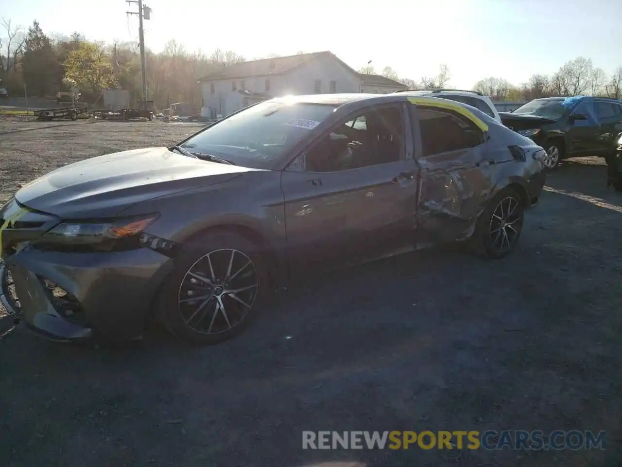 9 Photograph of a damaged car 4T1G11BK3NU051732 TOYOTA CAMRY 2022