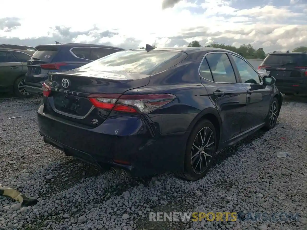 4 Photograph of a damaged car 4T1G11BK5NU060528 TOYOTA CAMRY 2022