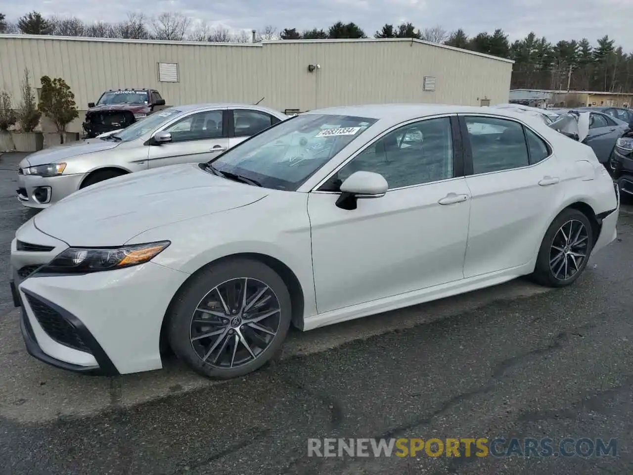 1 Photograph of a damaged car 4T1G11BK6NU068265 TOYOTA CAMRY 2022