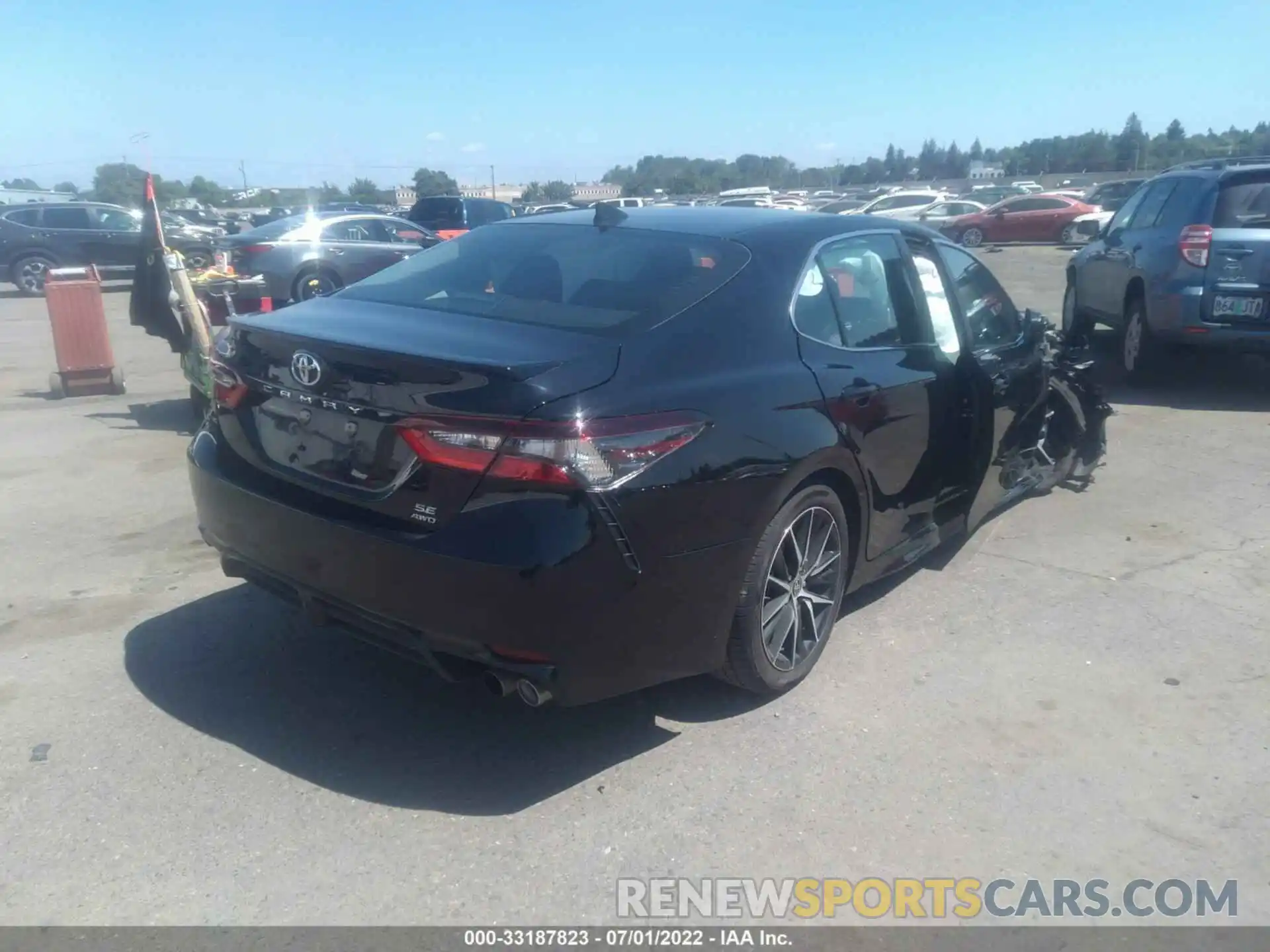 4 Photograph of a damaged car 4T1G11BK8NU058403 TOYOTA CAMRY 2022