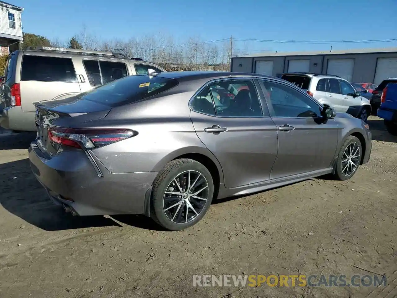 3 Photograph of a damaged car 4T1G11BK9NU068907 TOYOTA CAMRY 2022