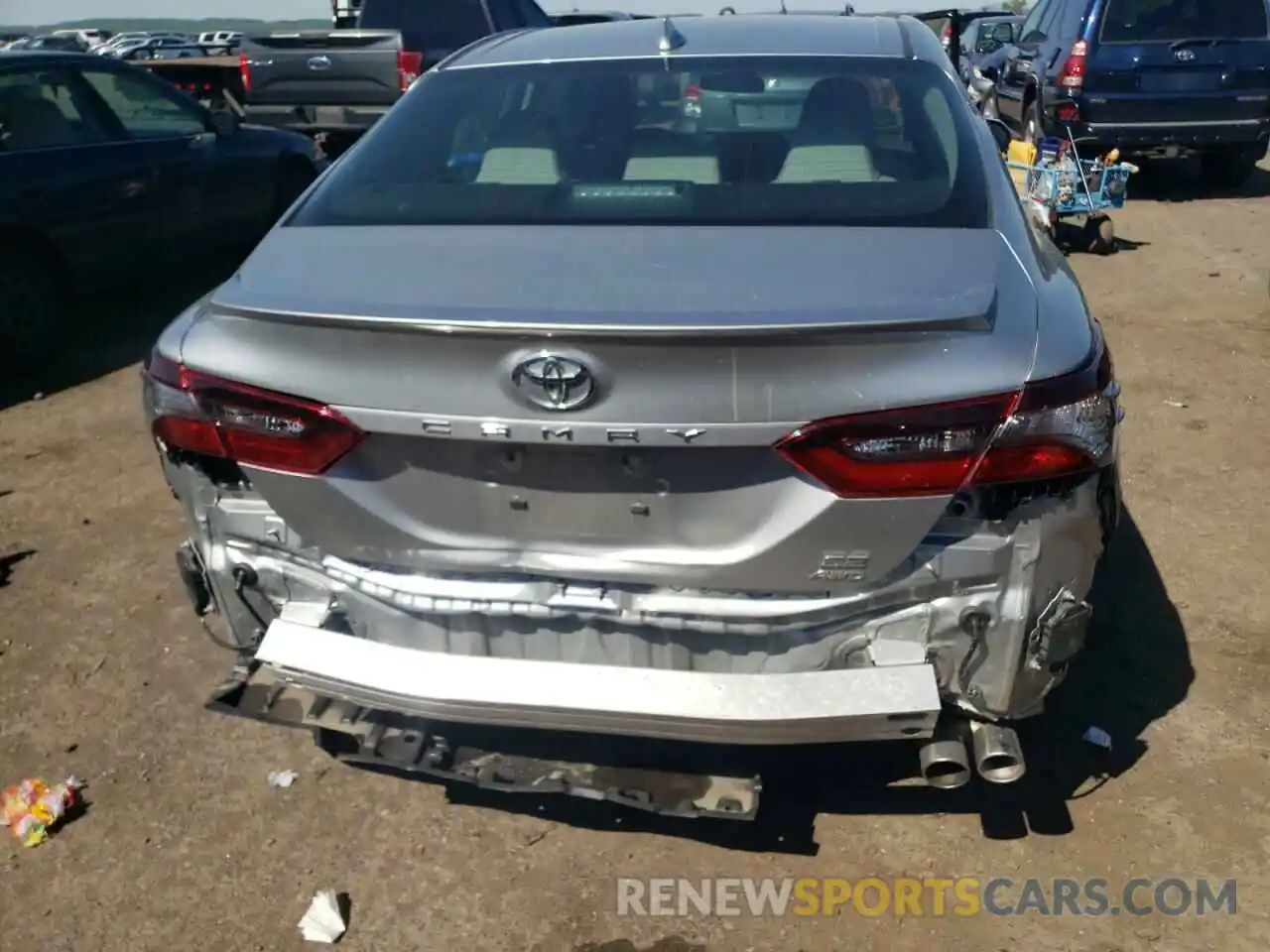 9 Photograph of a damaged car 4T1G11BKXNU053333 TOYOTA CAMRY 2022