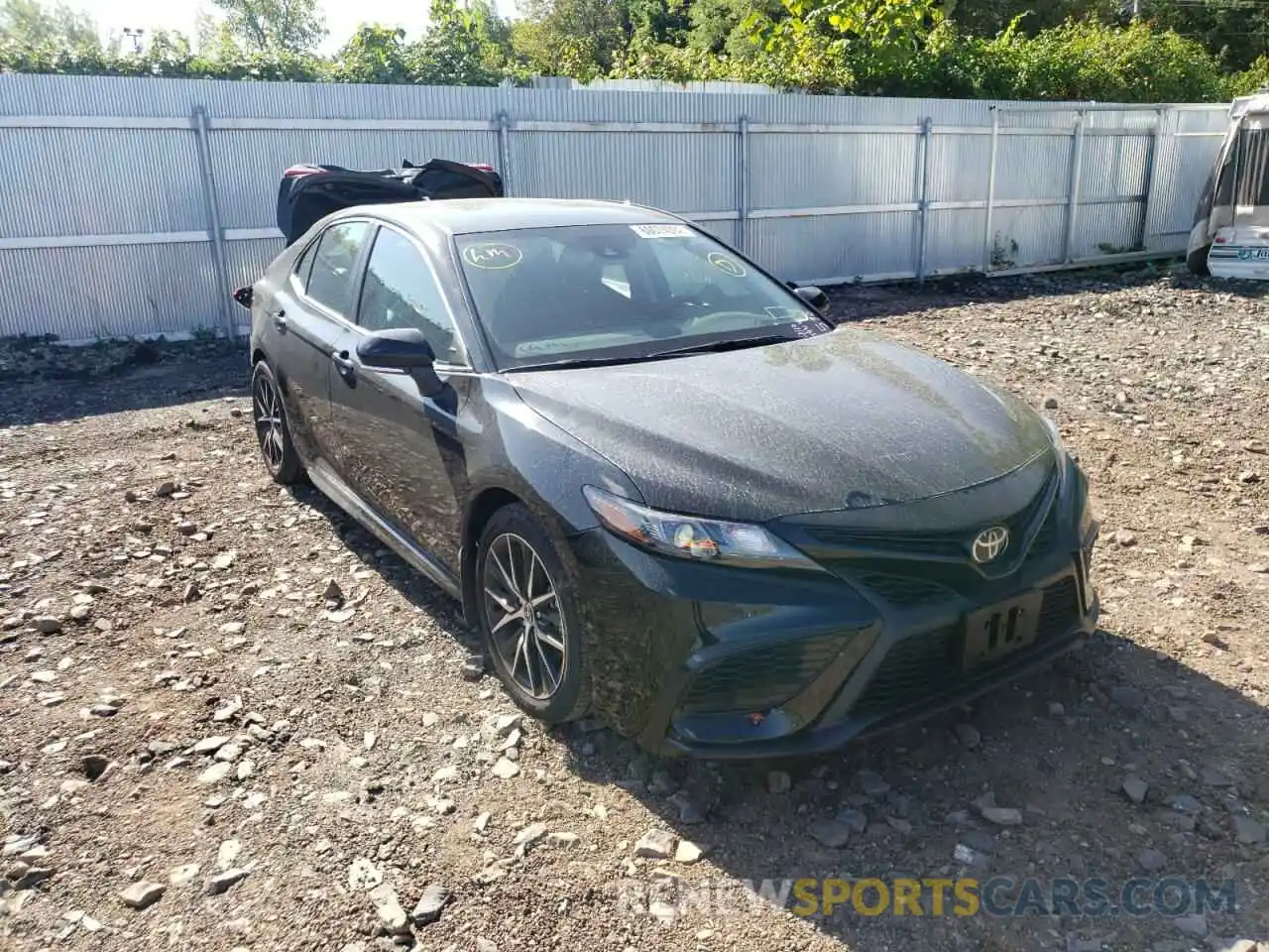 1 Photograph of a damaged car 4T1G11BKXNU069354 TOYOTA CAMRY 2022