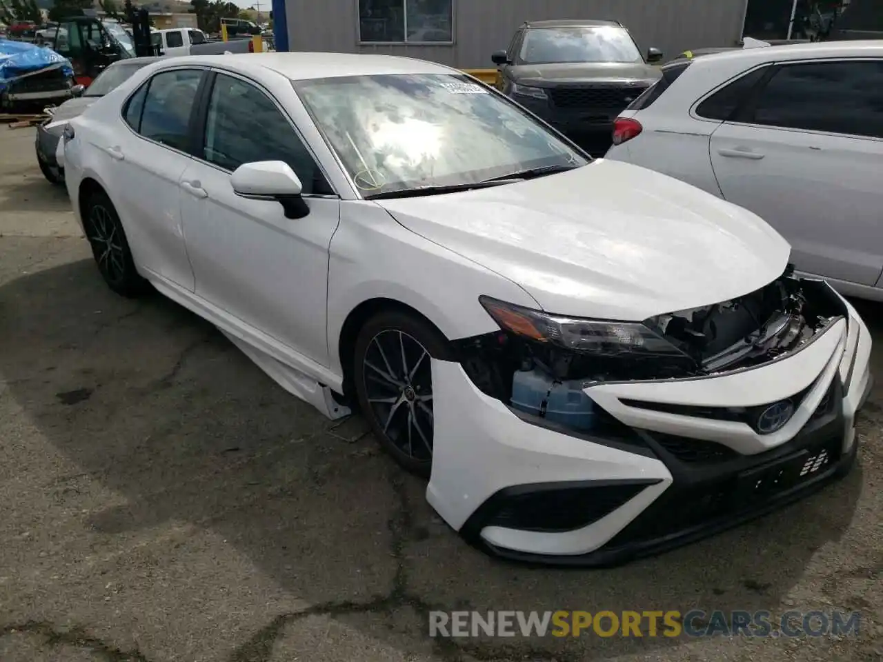 1 Photograph of a damaged car 4T1G31AK1NU575683 TOYOTA CAMRY 2022