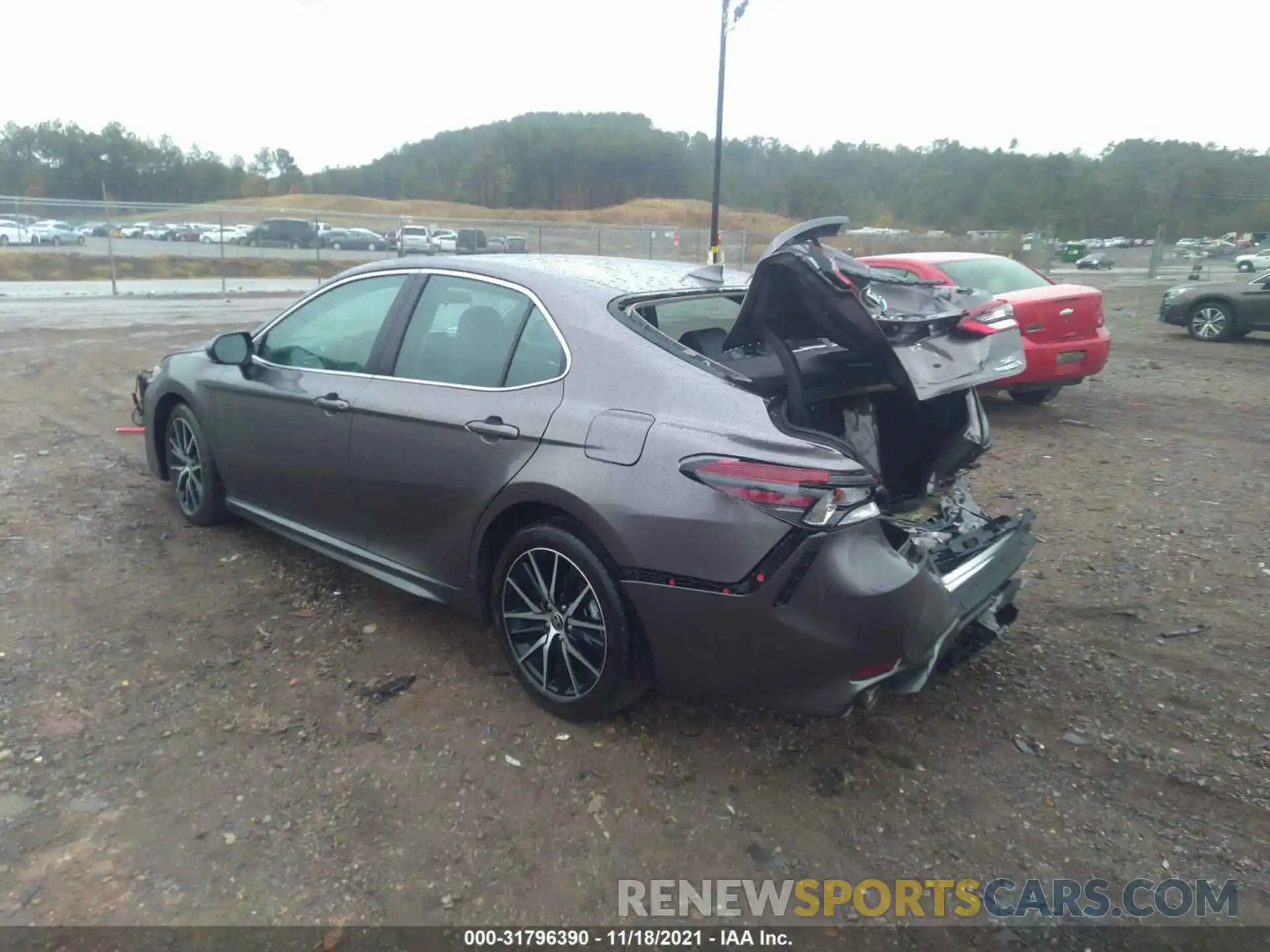 3 Photograph of a damaged car 4T1G31AK3NU571246 TOYOTA CAMRY 2022