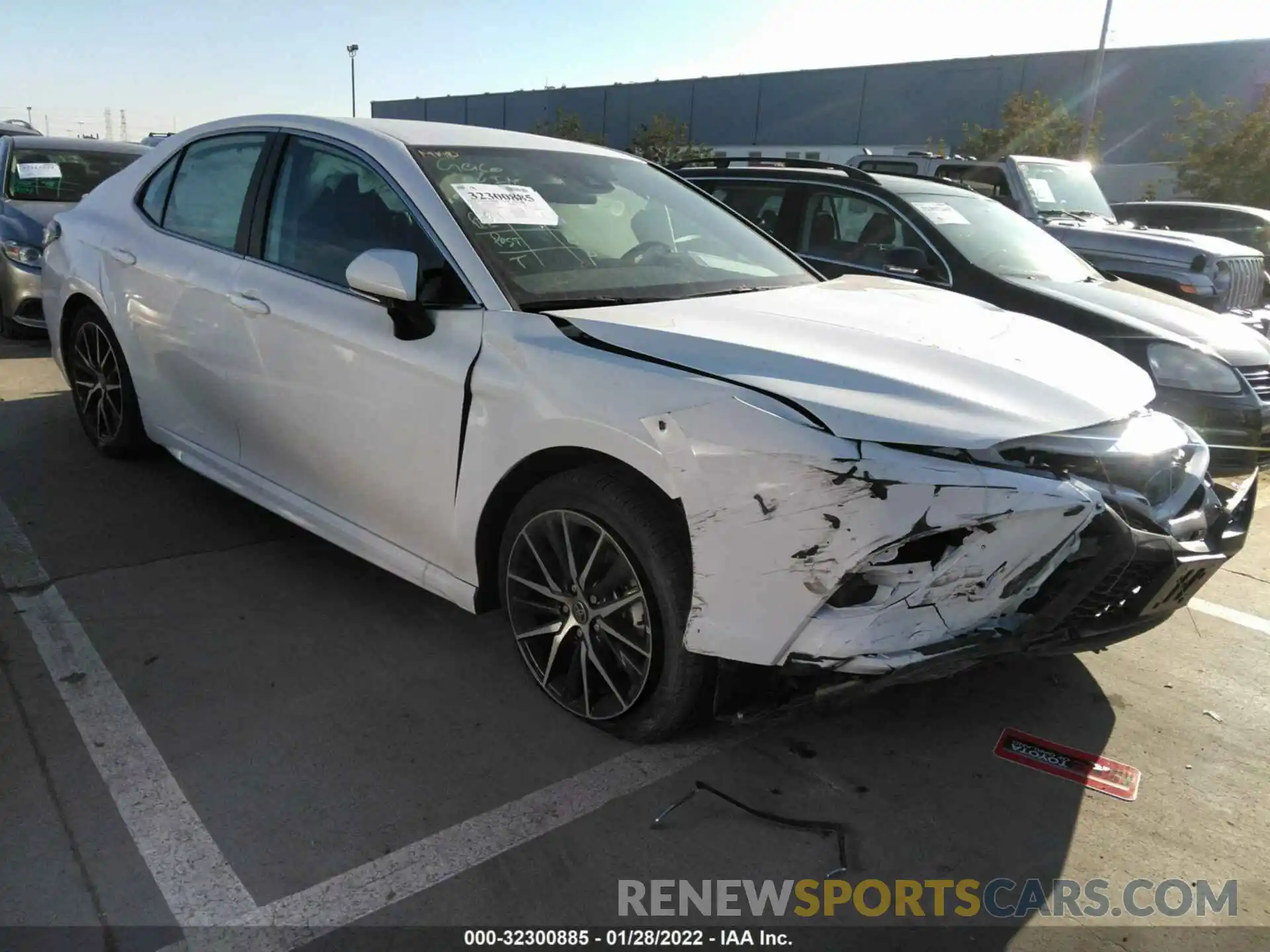 1 Photograph of a damaged car 4T1G31AK3NU571778 TOYOTA CAMRY 2022