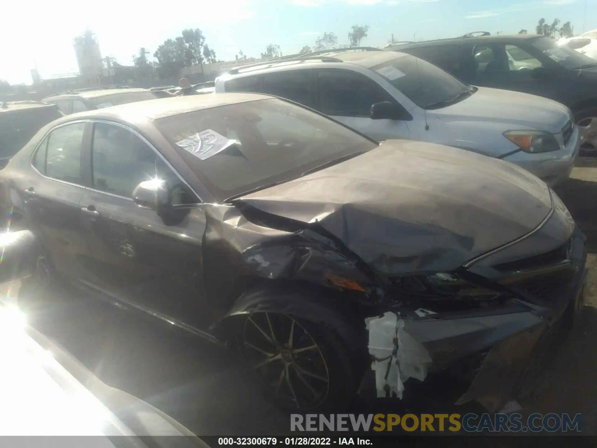 1 Photograph of a damaged car 4T1G31AK6NU570978 TOYOTA CAMRY 2022