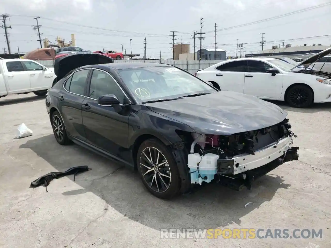 1 Photograph of a damaged car 4T1G31AK7NU580113 TOYOTA CAMRY 2022