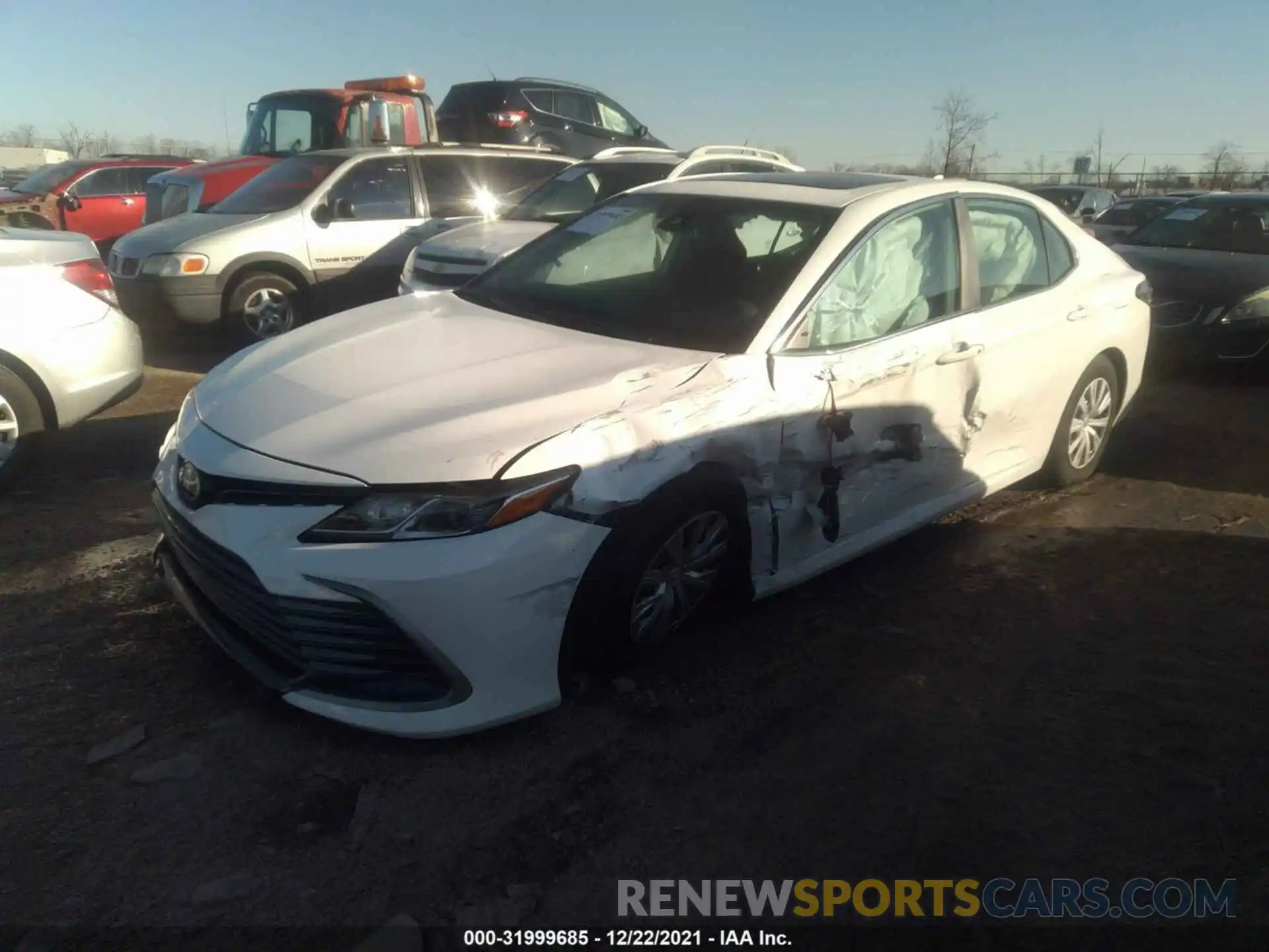 2 Photograph of a damaged car 4T1H31AK2NU572277 TOYOTA CAMRY 2022