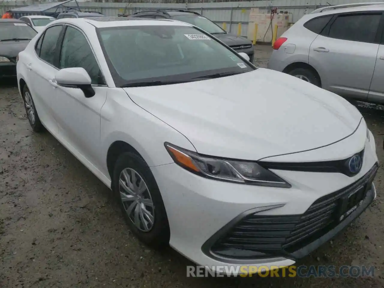 1 Photograph of a damaged car 4T1H31AK2NU577012 TOYOTA CAMRY 2022