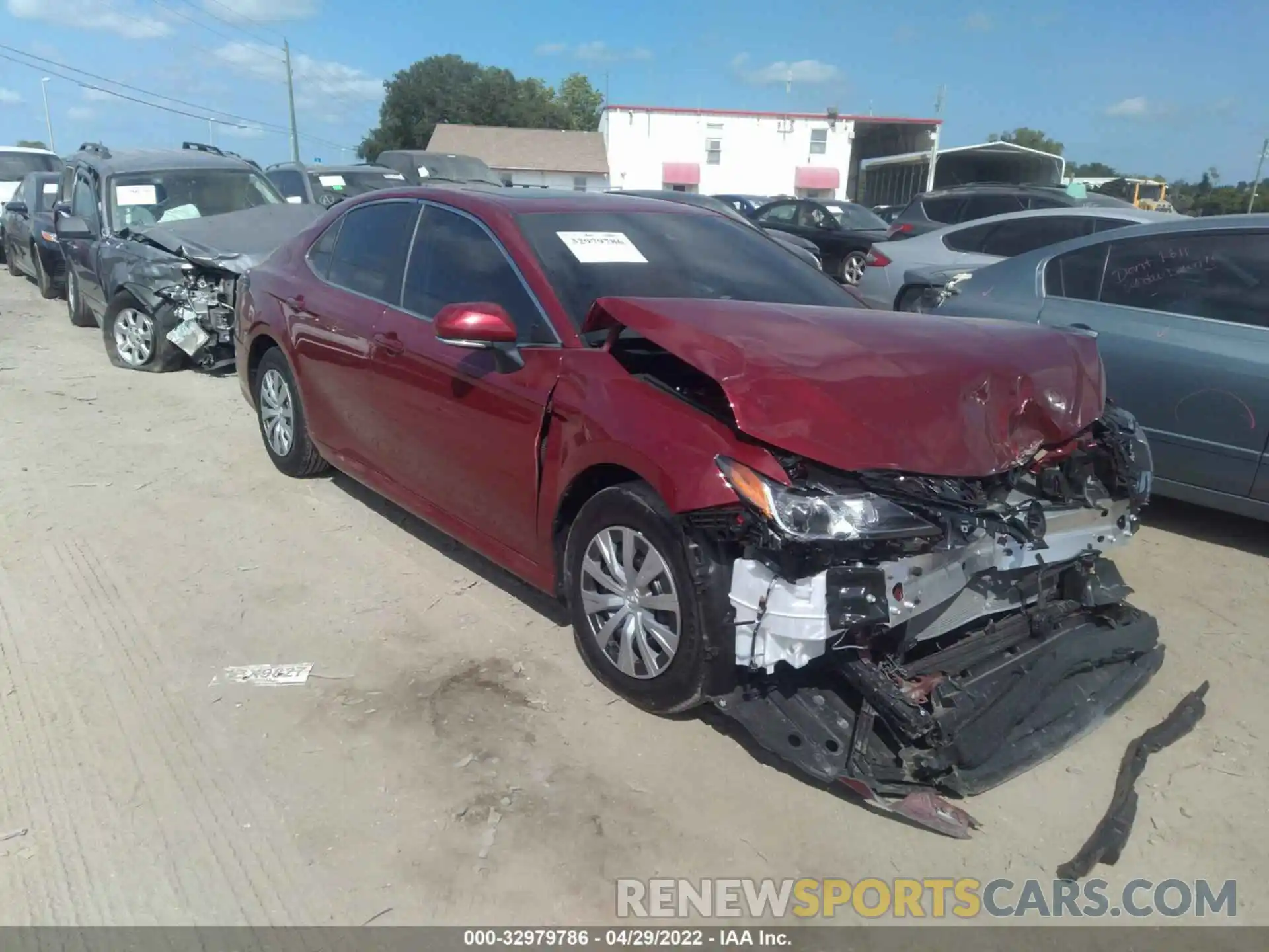 1 Photograph of a damaged car 4T1H31AK5NU588103 TOYOTA CAMRY 2022