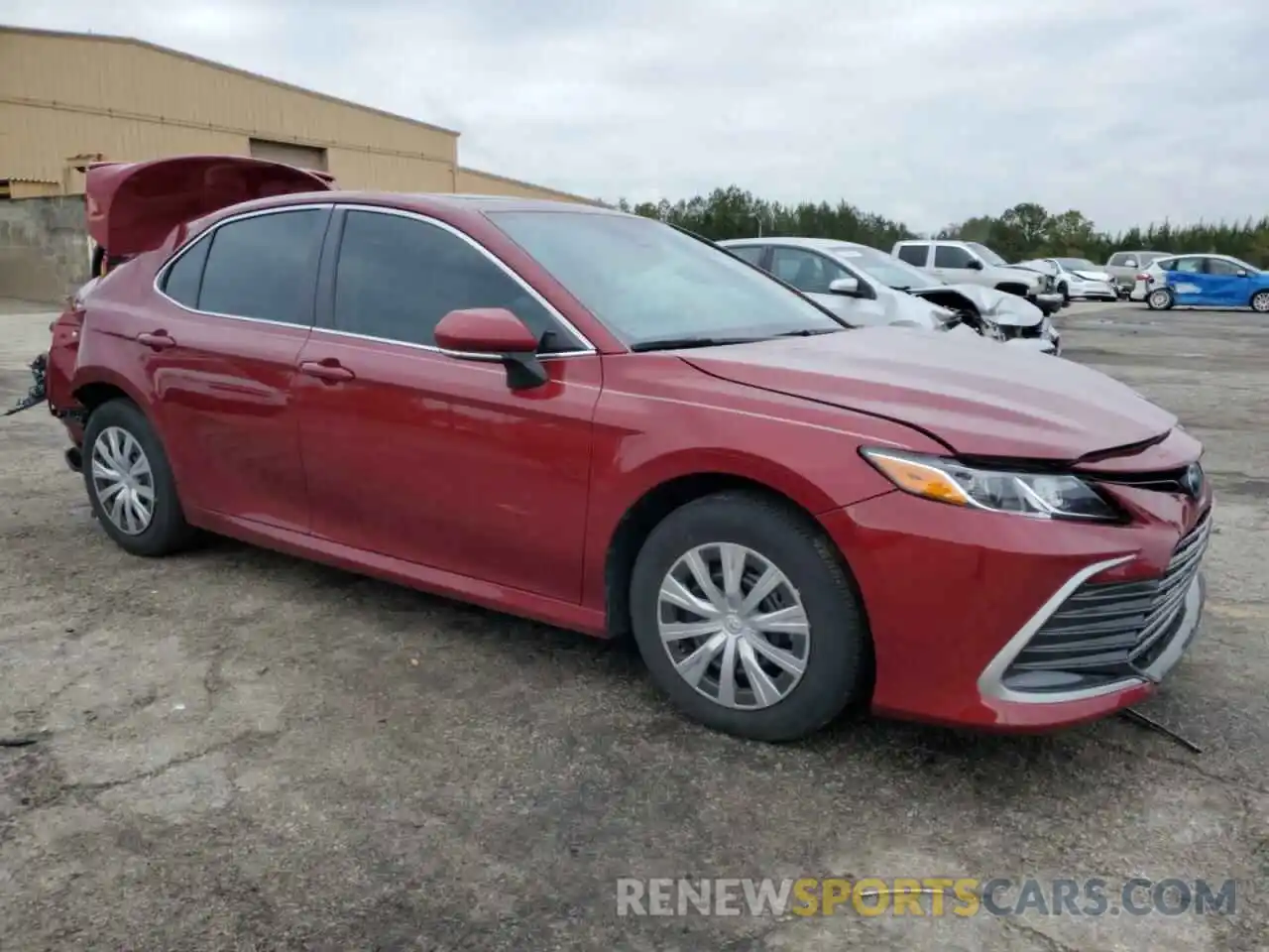 4 Photograph of a damaged car 4T1H31AKXNU588615 TOYOTA CAMRY 2022