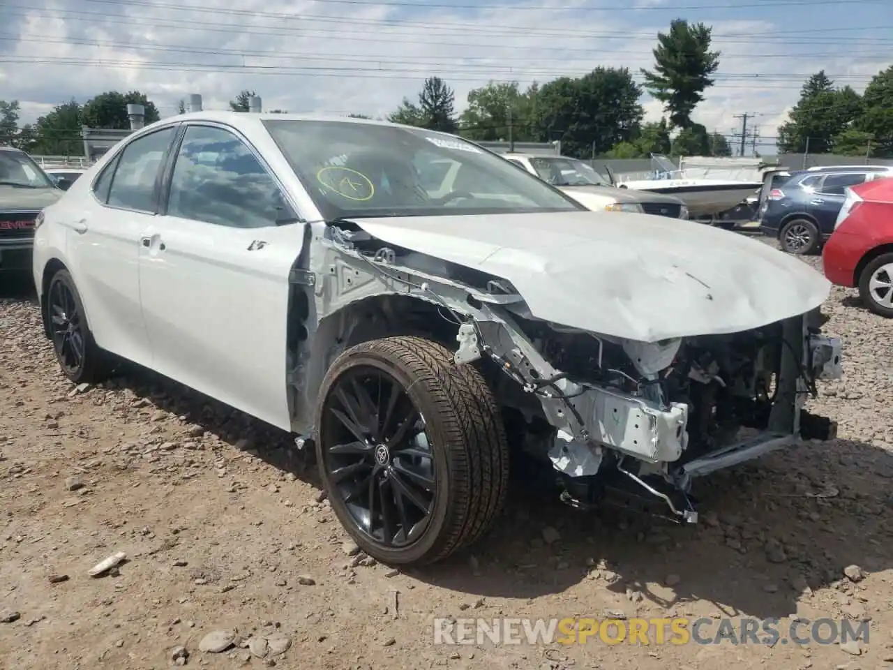 1 Photograph of a damaged car 4T1K31AK0NU033209 TOYOTA CAMRY 2022