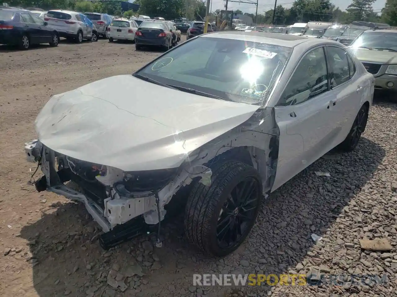 2 Photograph of a damaged car 4T1K31AK0NU033209 TOYOTA CAMRY 2022