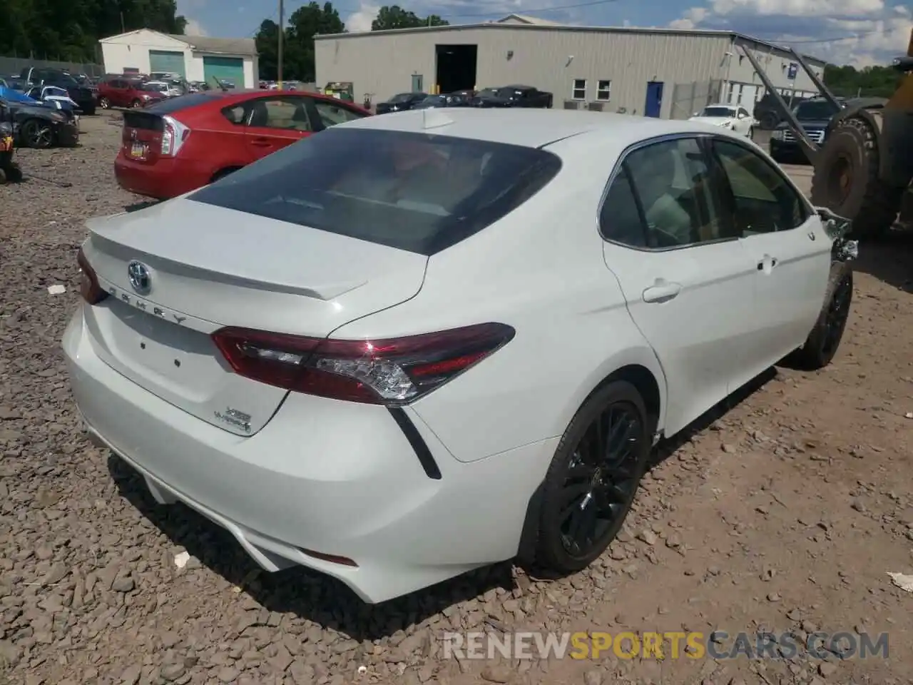 4 Photograph of a damaged car 4T1K31AK0NU033209 TOYOTA CAMRY 2022