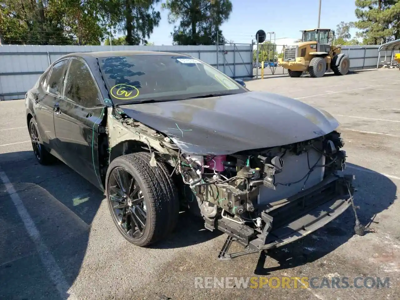 1 Photograph of a damaged car 4T1K31AK5NU577821 TOYOTA CAMRY 2022