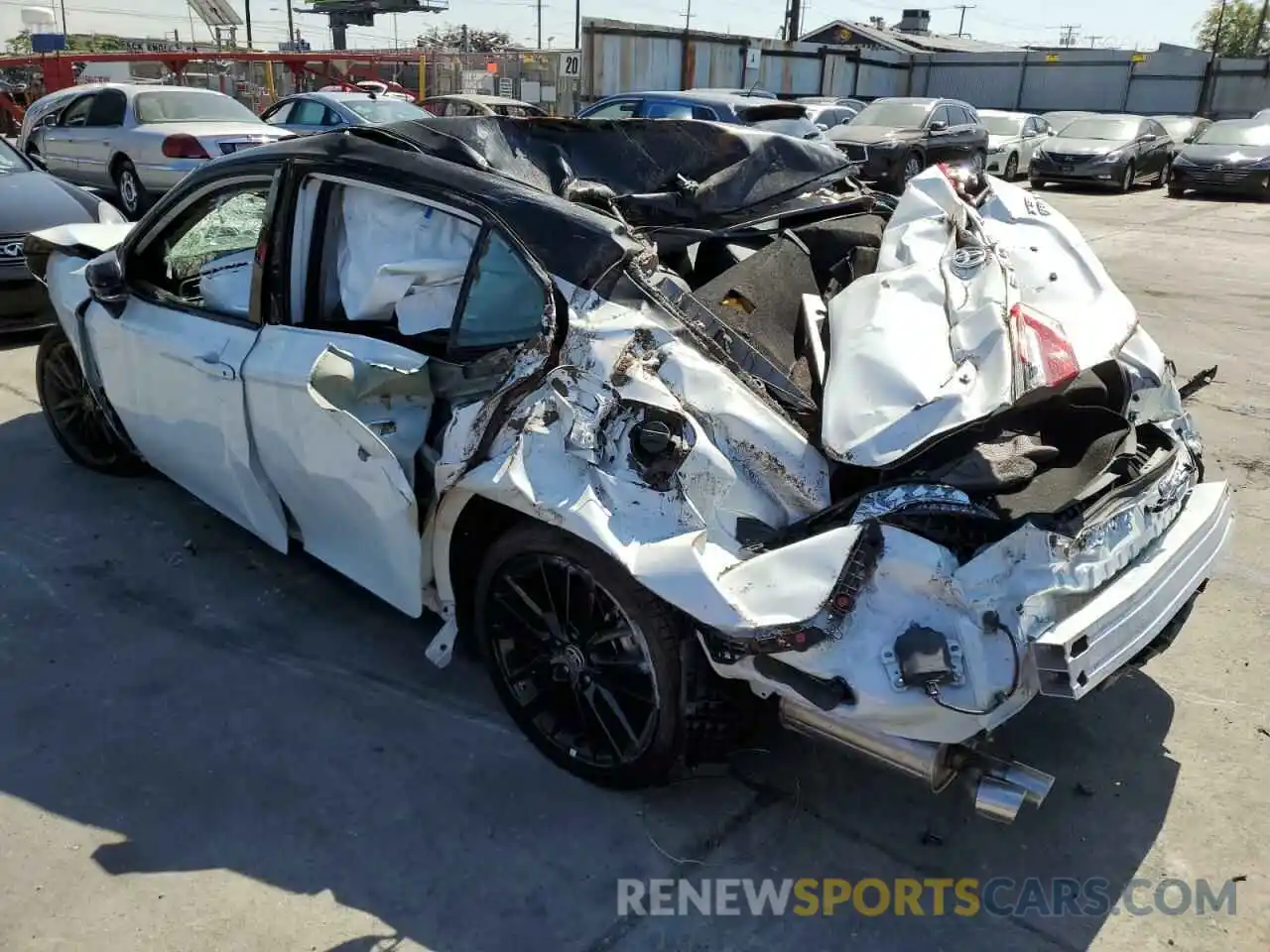 2 Photograph of a damaged car 4T1K31AK7NU043994 TOYOTA CAMRY 2022