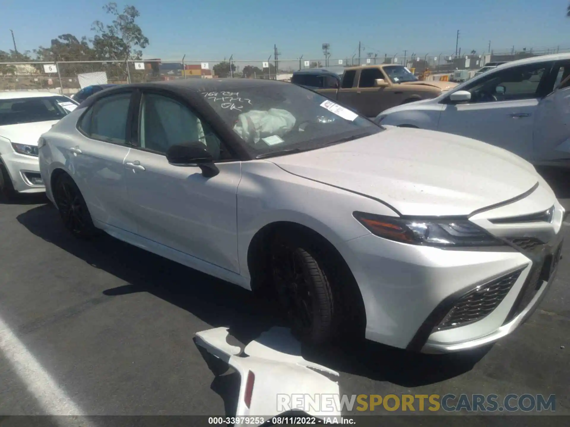 1 Photograph of a damaged car 4T1K31AK8NU039551 TOYOTA CAMRY 2022