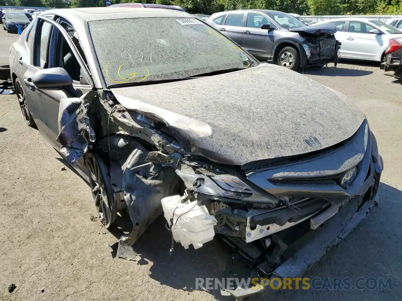 1 Photograph of a damaged car 4T1K31AK8NU570538 TOYOTA CAMRY 2022