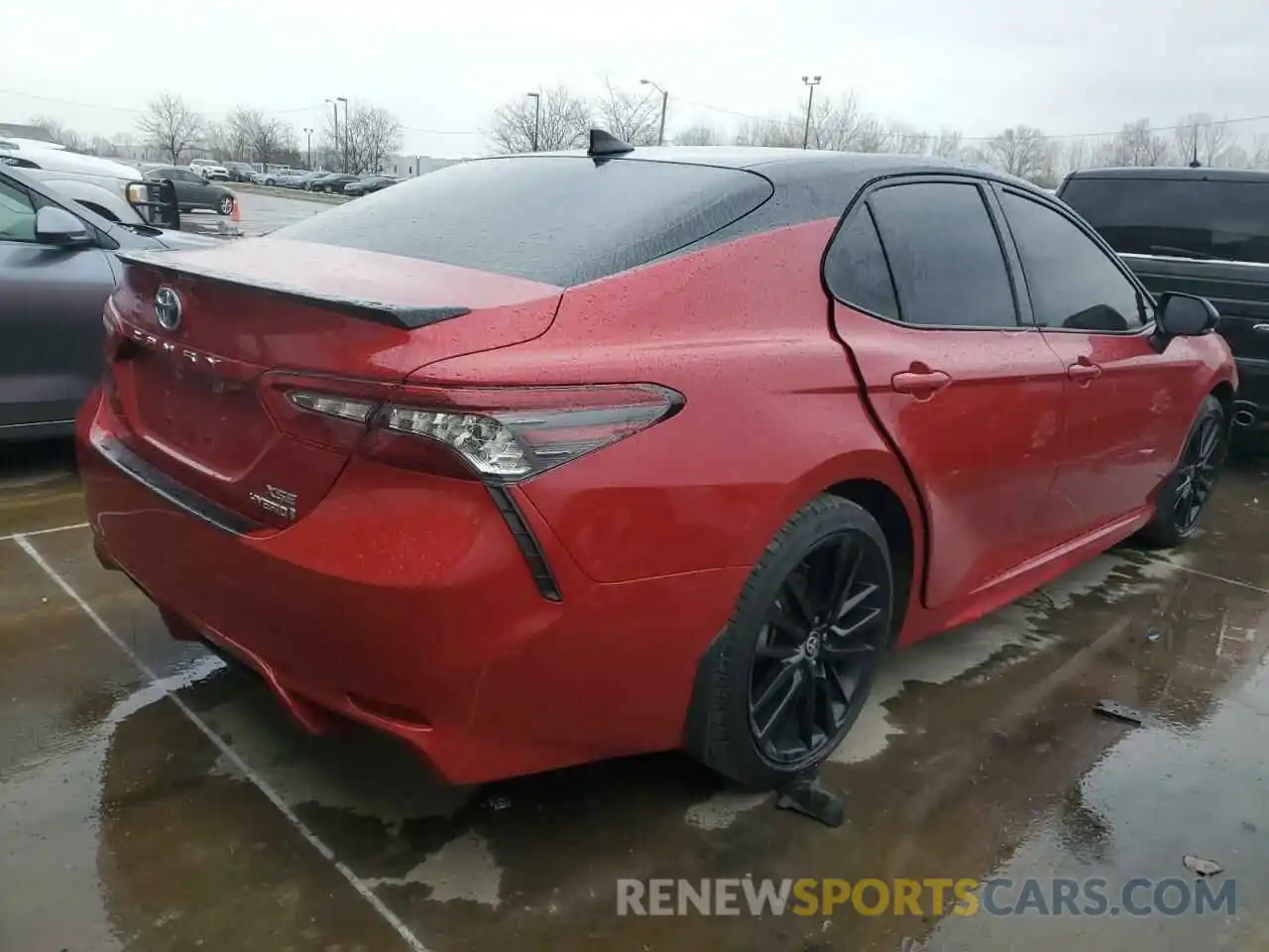 3 Photograph of a damaged car 4T1K31AK9NU033127 TOYOTA CAMRY 2022