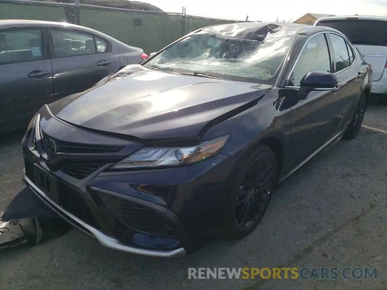 2 Photograph of a damaged car 4T1K61AK0NU015462 TOYOTA CAMRY 2022