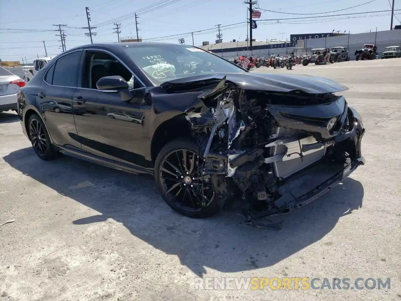 1 Photograph of a damaged car 4T1K61AK0NU019186 TOYOTA CAMRY 2022