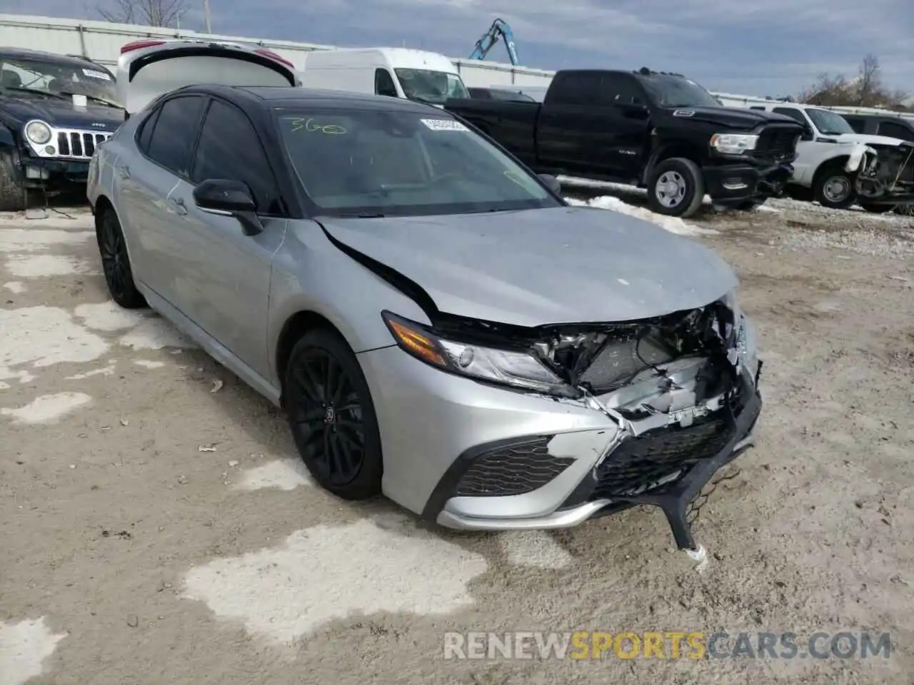 1 Photograph of a damaged car 4T1K61AK1NU010920 TOYOTA CAMRY 2022