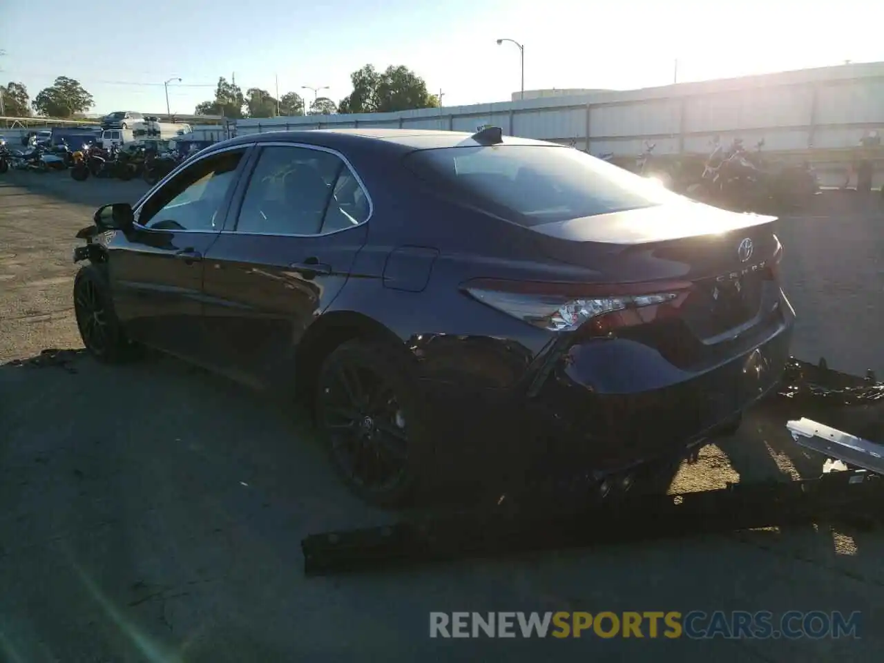 3 Photograph of a damaged car 4T1K61AK1NU012585 TOYOTA CAMRY 2022