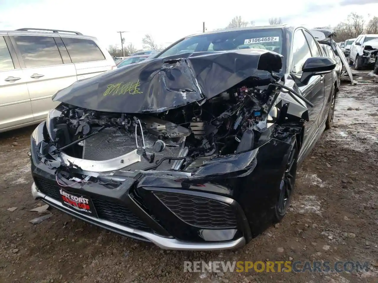 2 Photograph of a damaged car 4T1K61AK1NU012862 TOYOTA CAMRY 2022