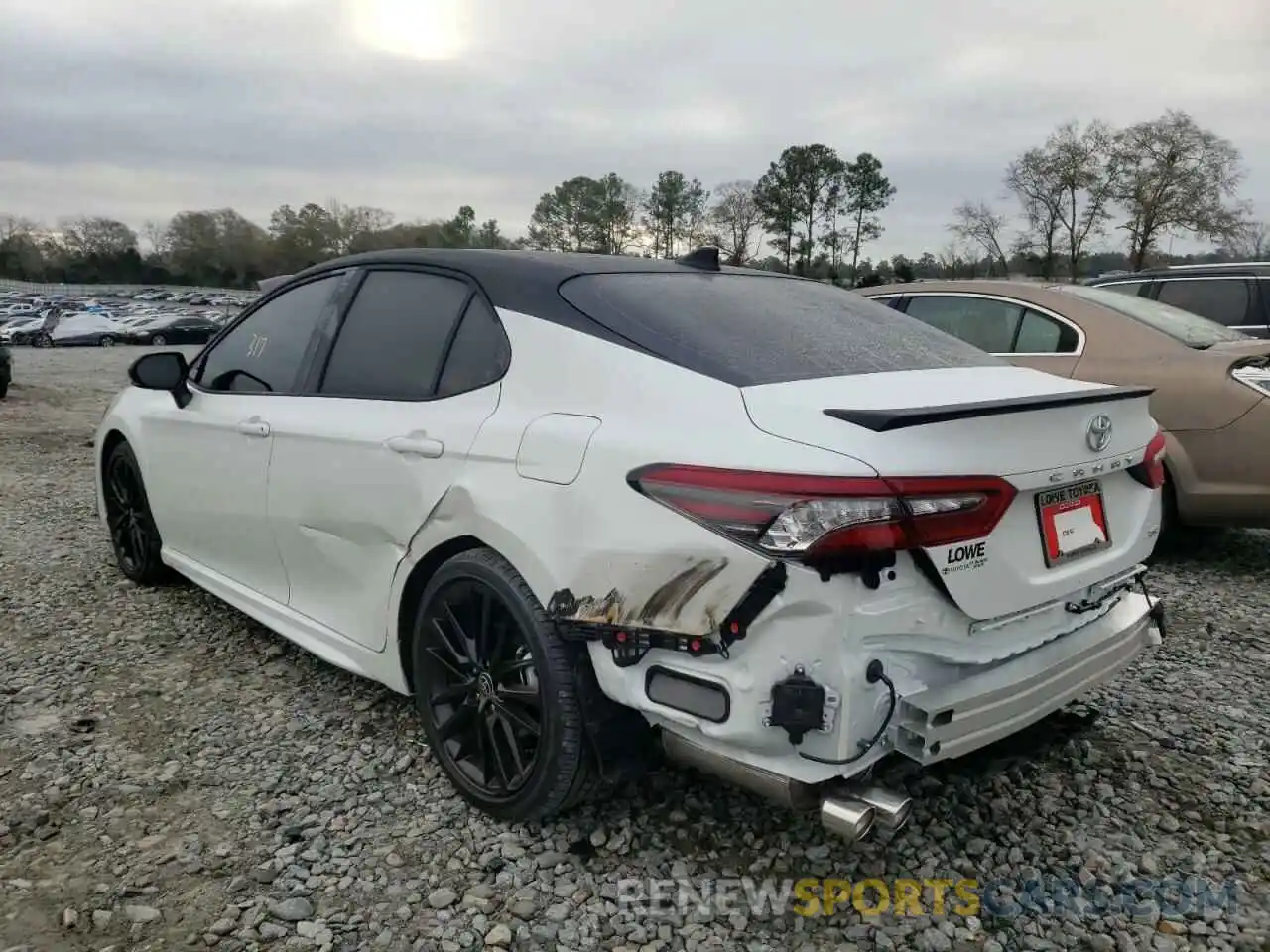 3 Photograph of a damaged car 4T1K61AK1NU013297 TOYOTA CAMRY 2022