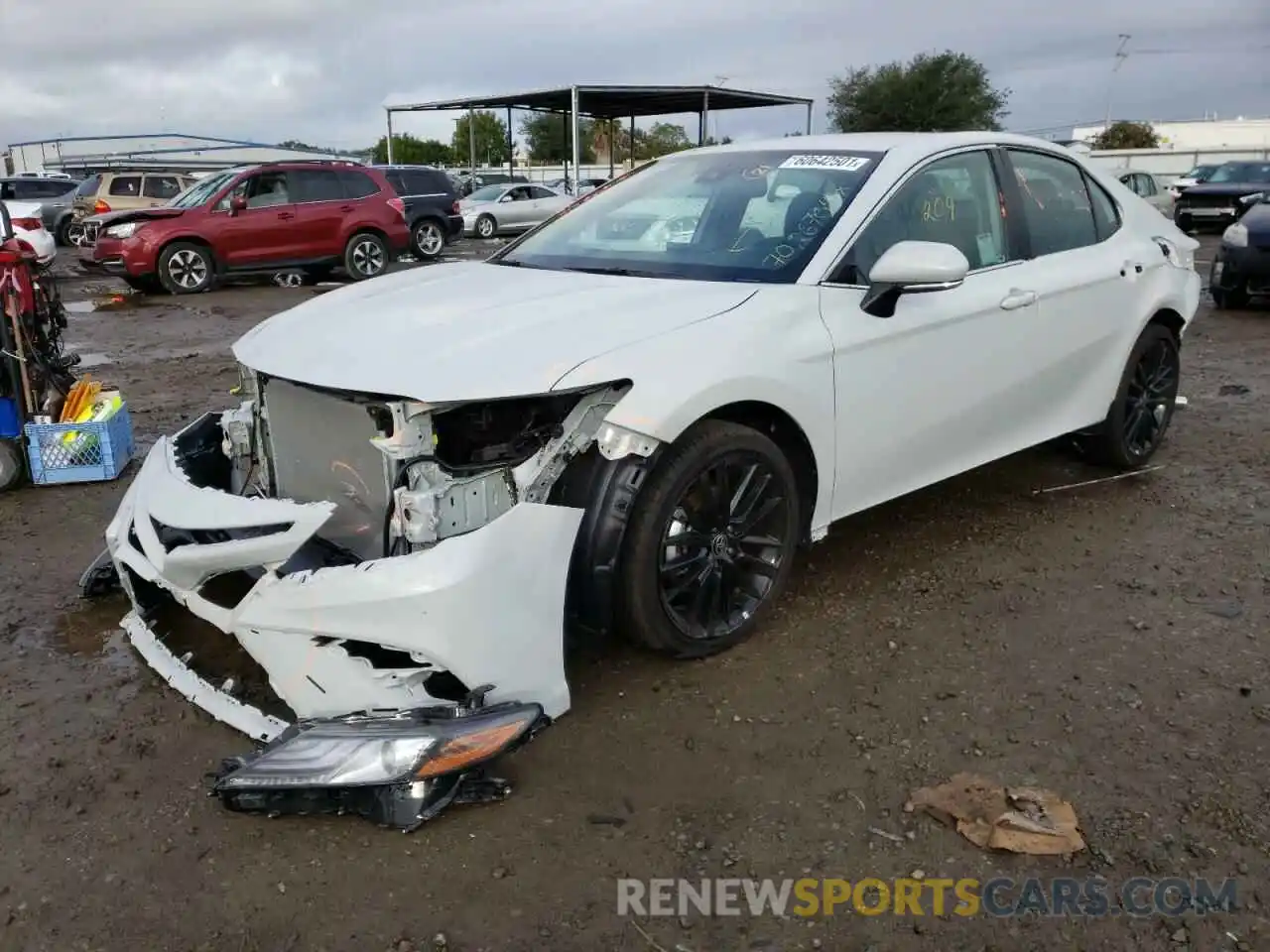 2 Photograph of a damaged car 4T1K61AK2NU001692 TOYOTA CAMRY 2022