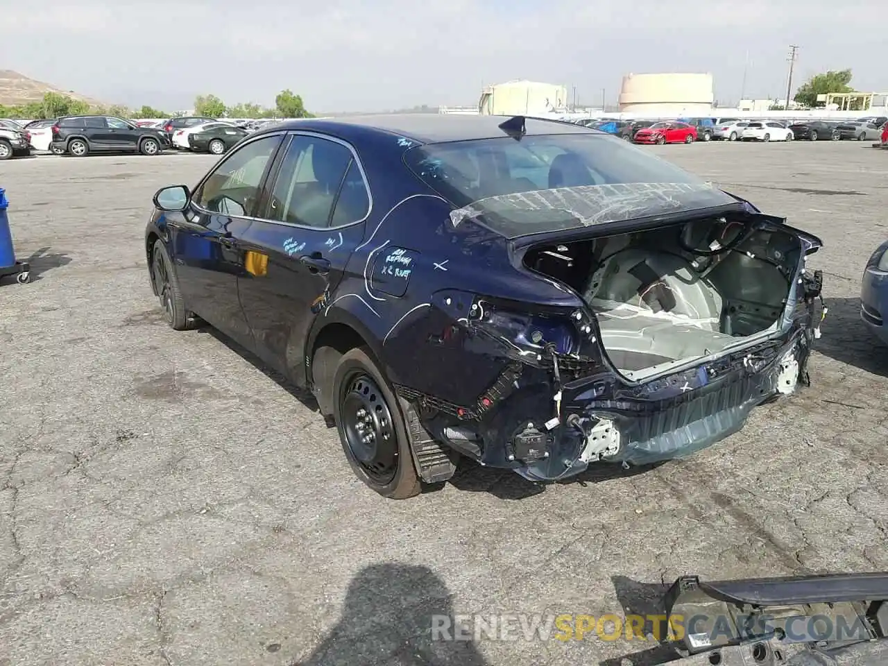 3 Photograph of a damaged car 4T1K61AK2NU008657 TOYOTA CAMRY 2022