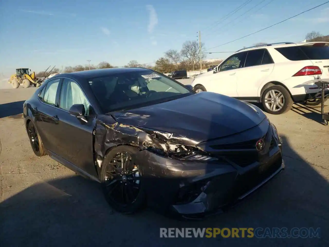 1 Photograph of a damaged car 4T1K61AK2NU011770 TOYOTA CAMRY 2022