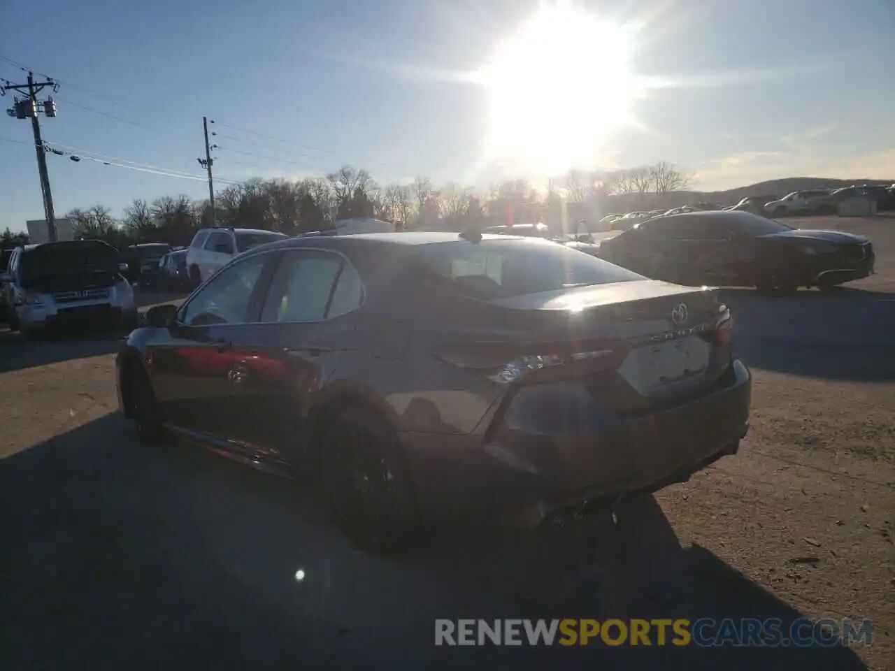 3 Photograph of a damaged car 4T1K61AK2NU011770 TOYOTA CAMRY 2022