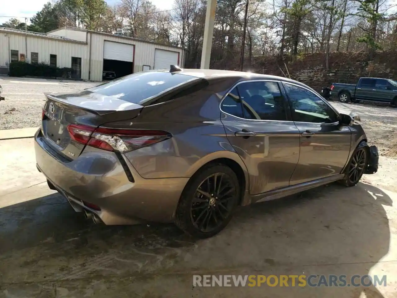 3 Photograph of a damaged car 4T1K61AK2NU714334 TOYOTA CAMRY 2022