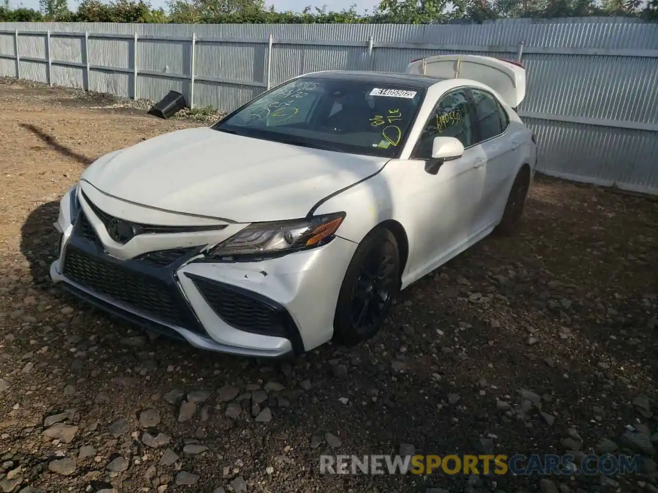 2 Photograph of a damaged car 4T1K61AK3NU033129 TOYOTA CAMRY 2022