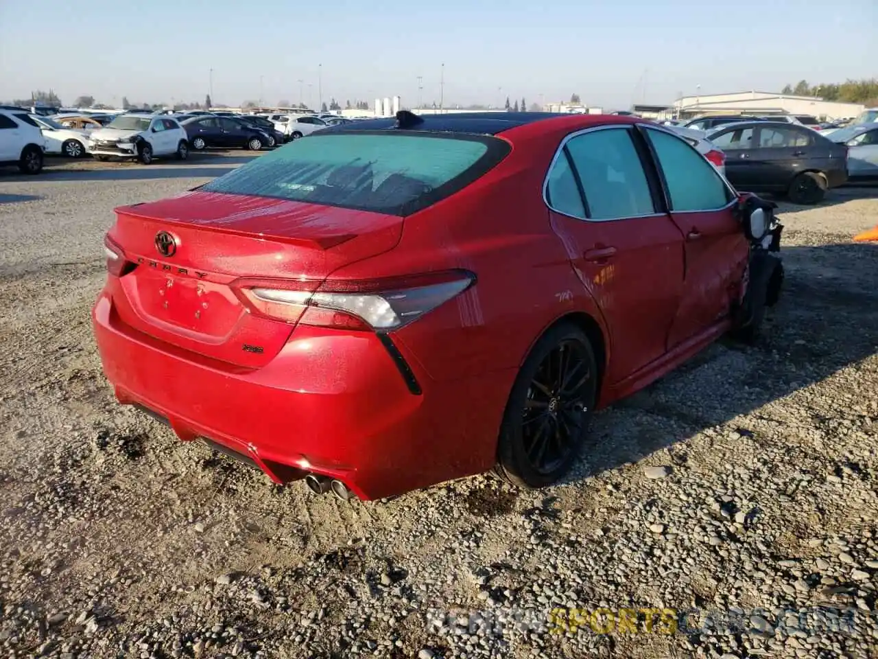 4 Photograph of a damaged car 4T1K61AK4NU004660 TOYOTA CAMRY 2022