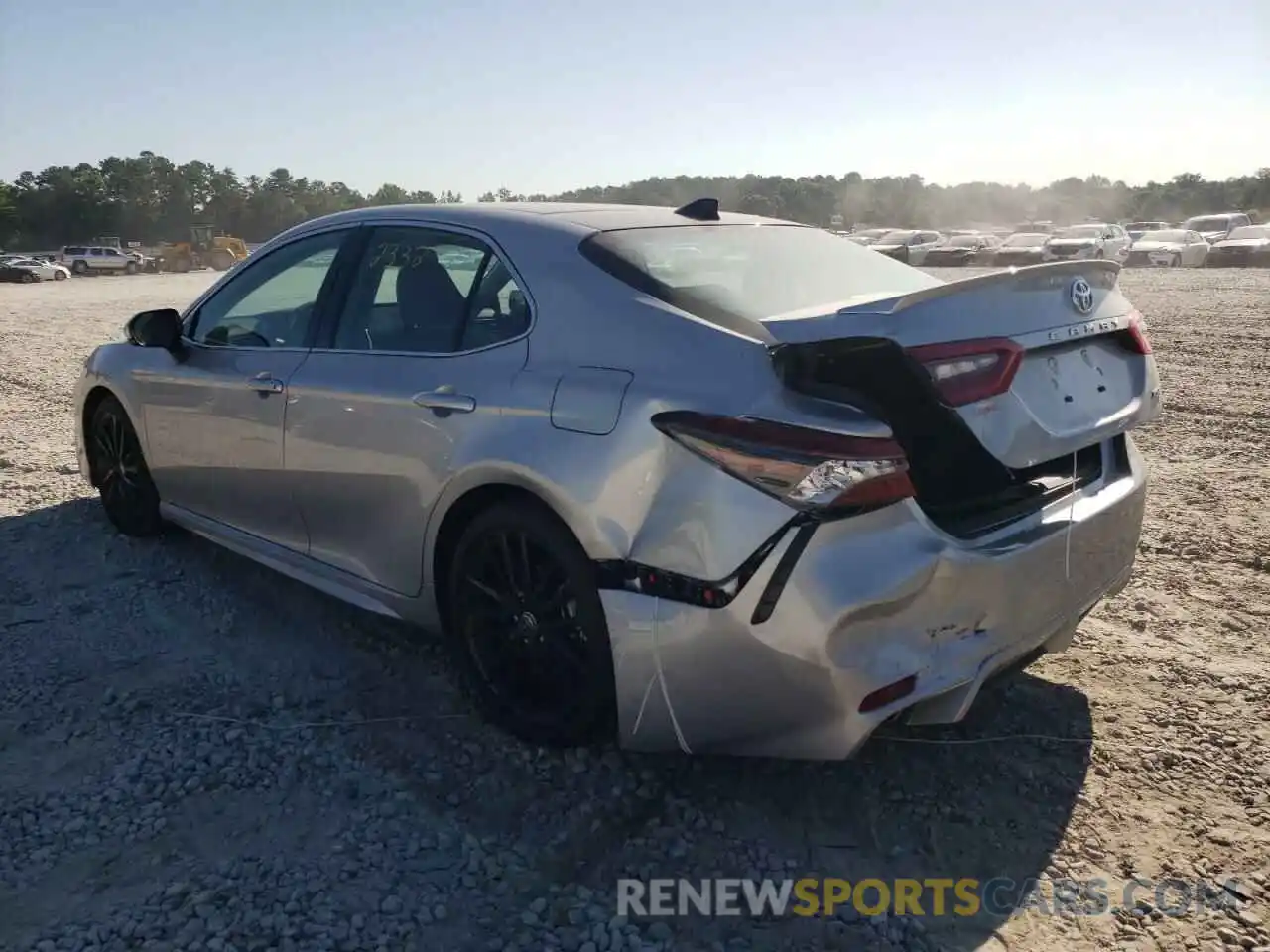 3 Photograph of a damaged car 4T1K61AK4NU025685 TOYOTA CAMRY 2022