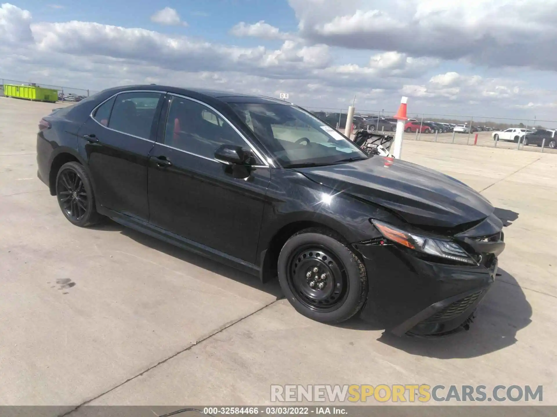 1 Photograph of a damaged car 4T1K61AK4NU026920 TOYOTA CAMRY 2022