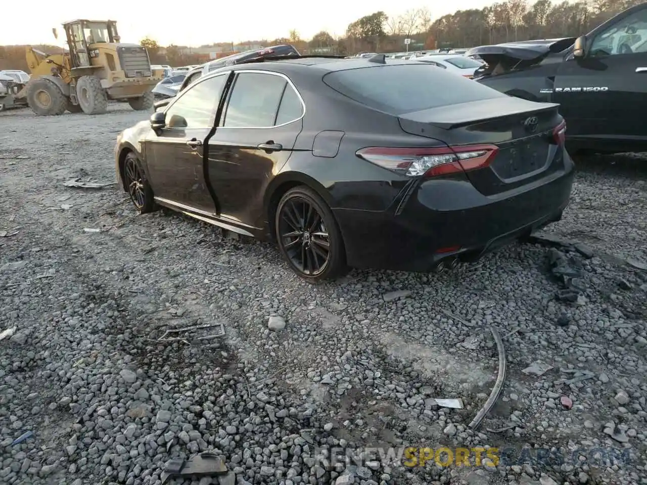 3 Photograph of a damaged car 4T1K61AK5NU005980 TOYOTA CAMRY 2022