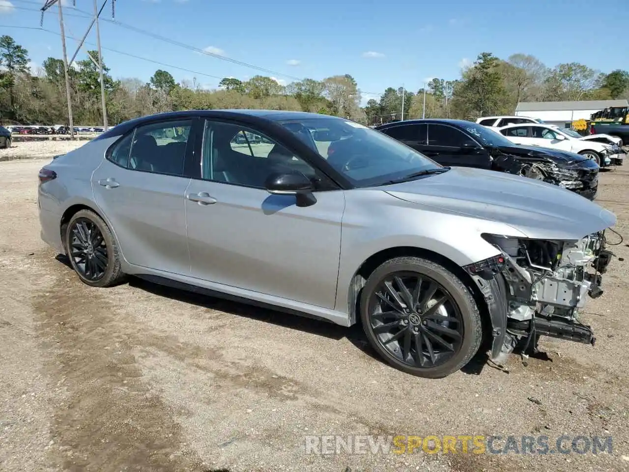 4 Photograph of a damaged car 4T1K61AK5NU060817 TOYOTA CAMRY 2022