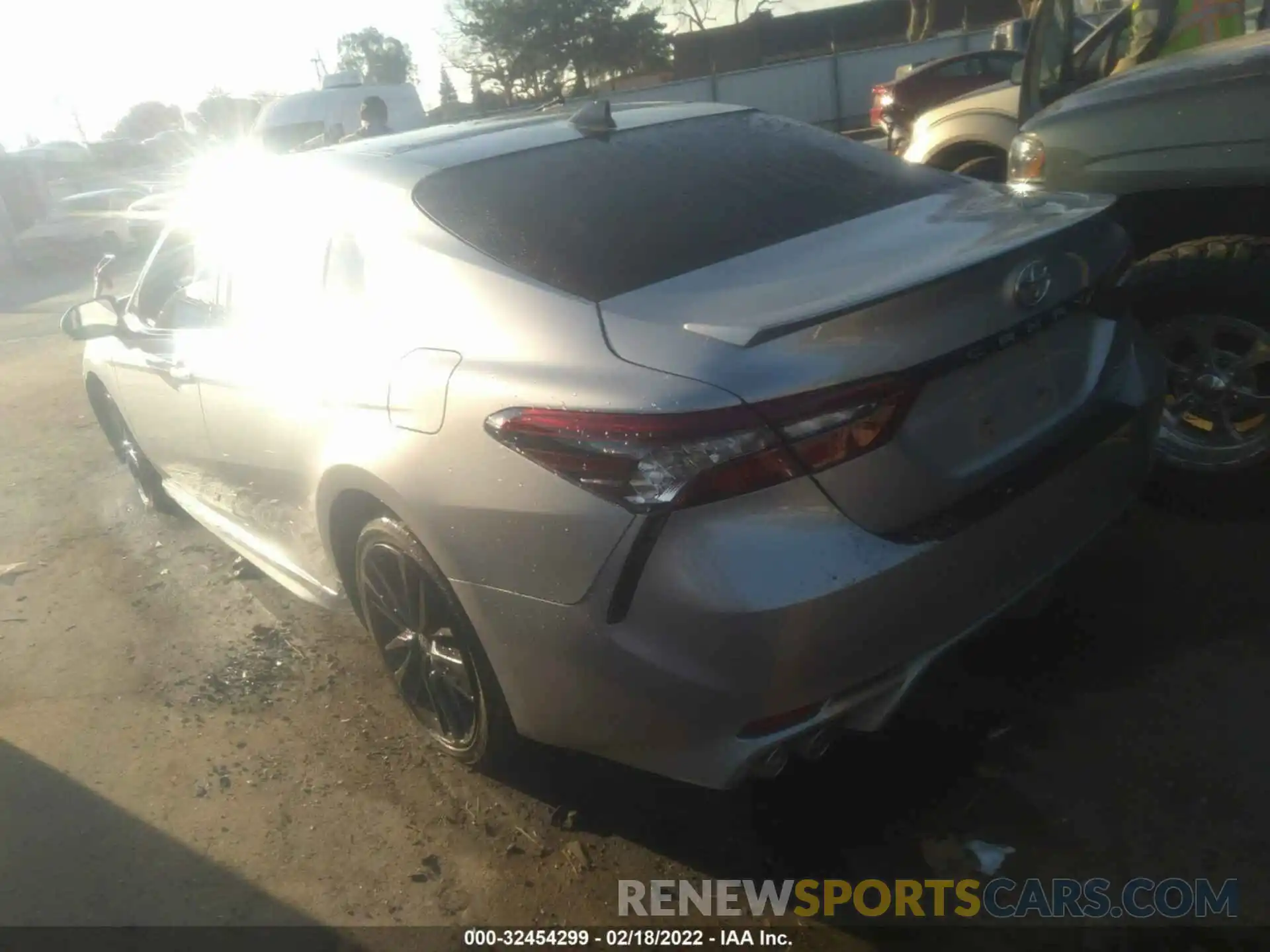 3 Photograph of a damaged car 4T1K61AK6NU002120 TOYOTA CAMRY 2022