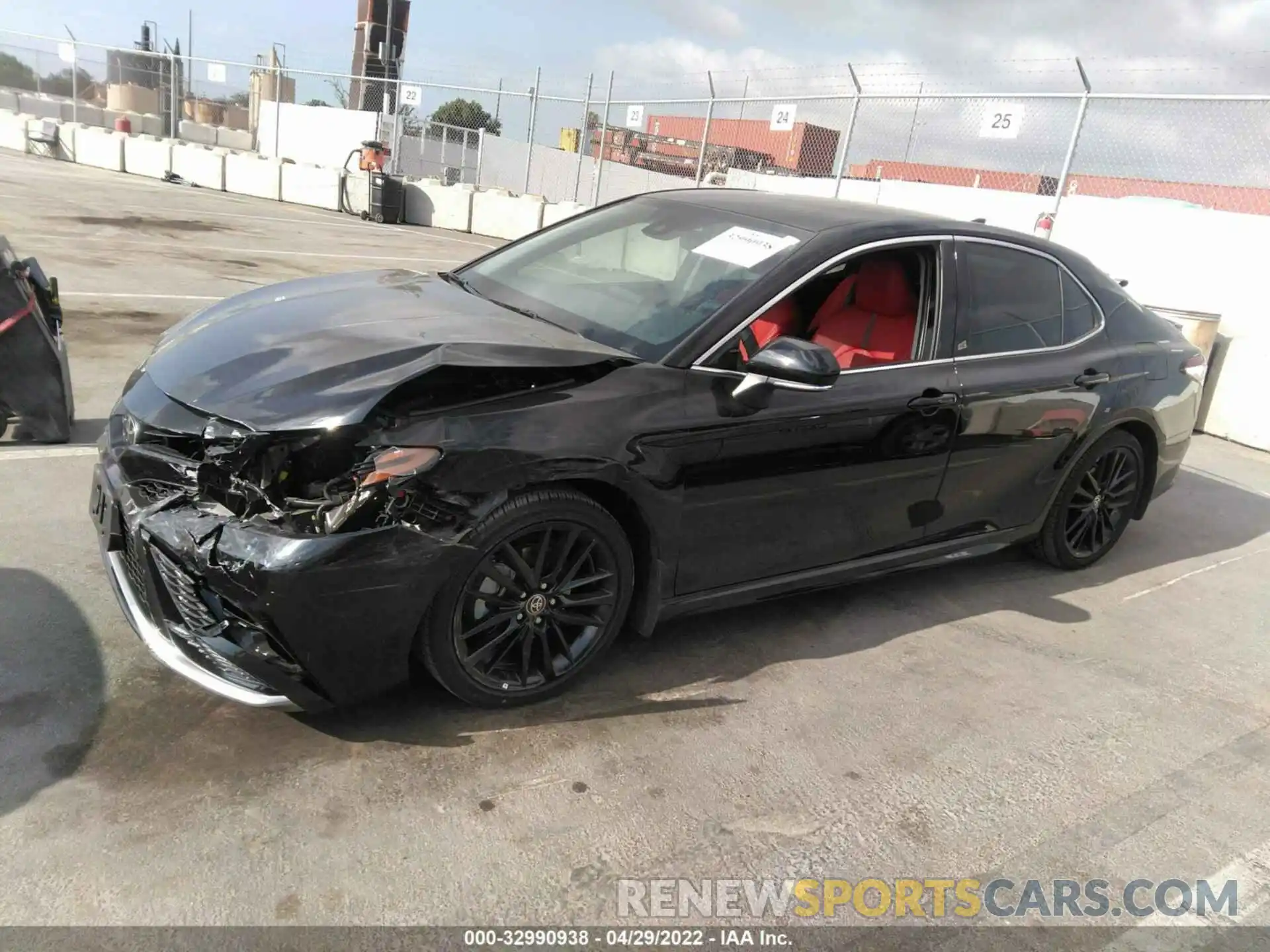 2 Photograph of a damaged car 4T1K61AK6NU006491 TOYOTA CAMRY 2022