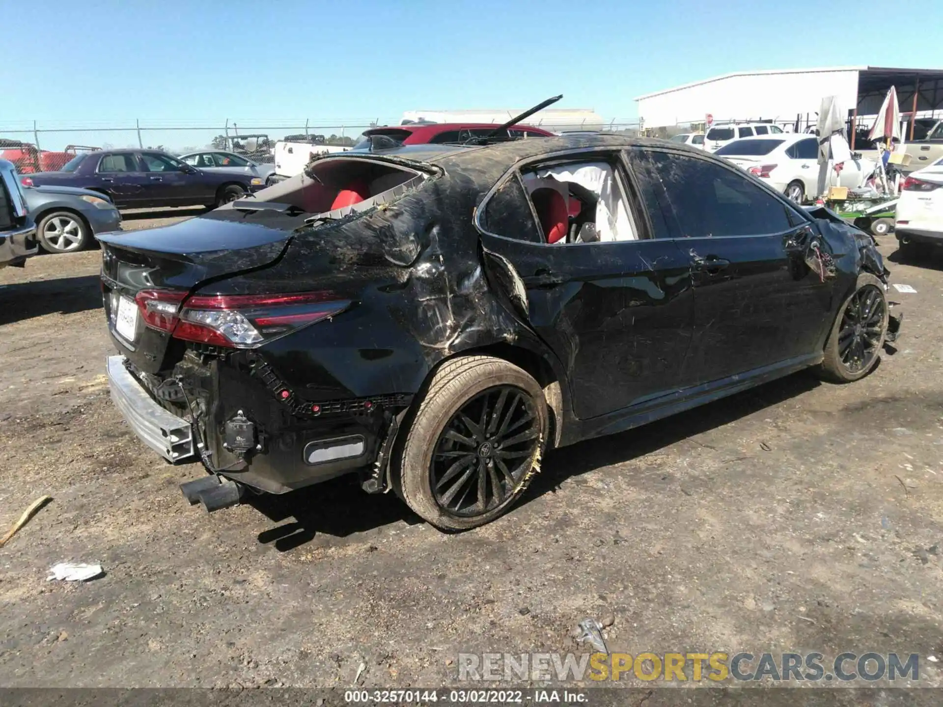 4 Photograph of a damaged car 4T1K61AK6NU023193 TOYOTA CAMRY 2022