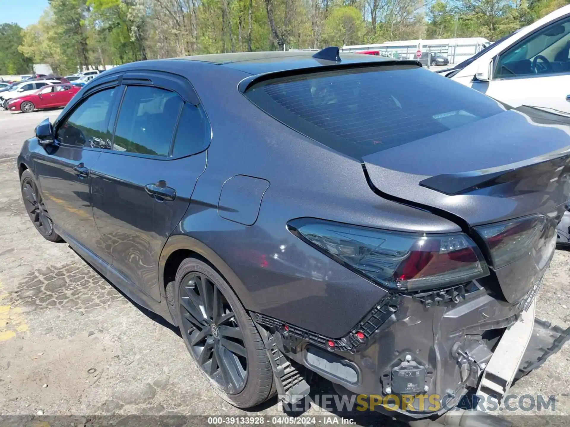 13 Photograph of a damaged car 4T1K61AK6NU028698 TOYOTA CAMRY 2022