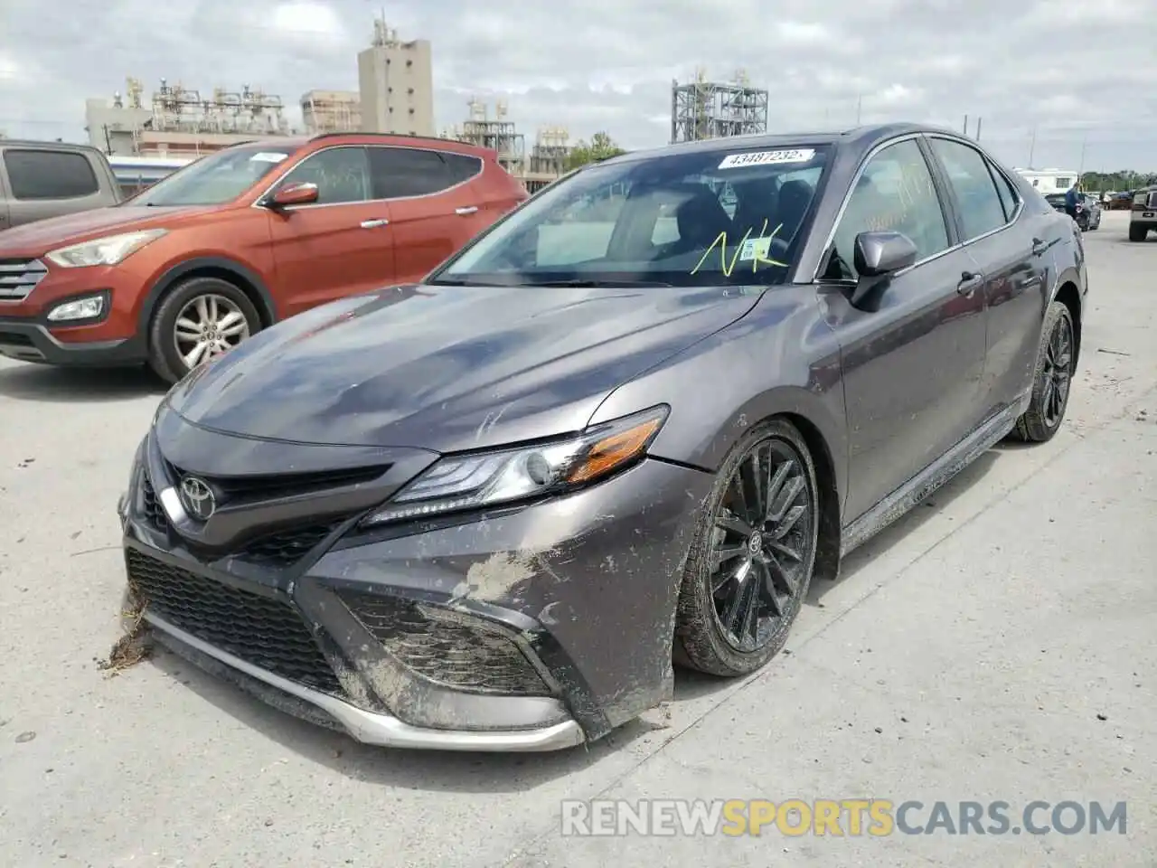 2 Photograph of a damaged car 4T1K61AK6NU033822 TOYOTA CAMRY 2022