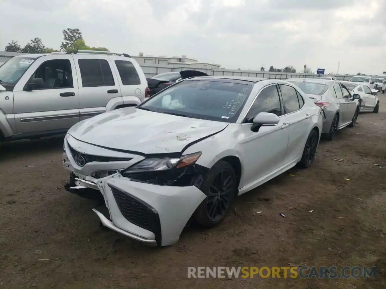 2 Photograph of a damaged car 4T1K61AK7NU008444 TOYOTA CAMRY 2022