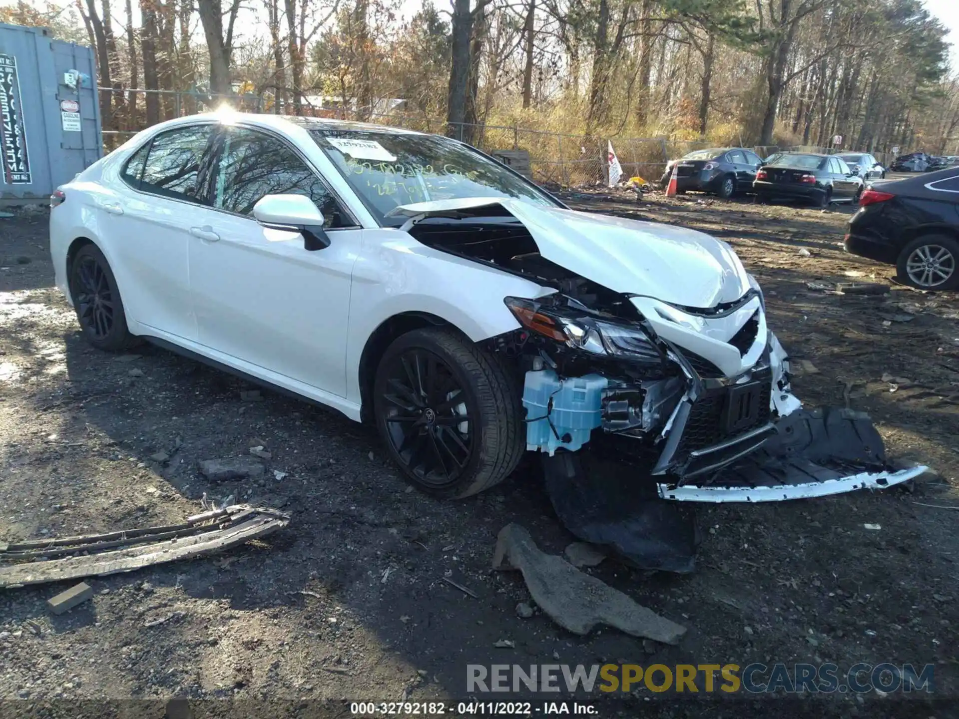 1 Photograph of a damaged car 4T1K61AK7NU019766 TOYOTA CAMRY 2022