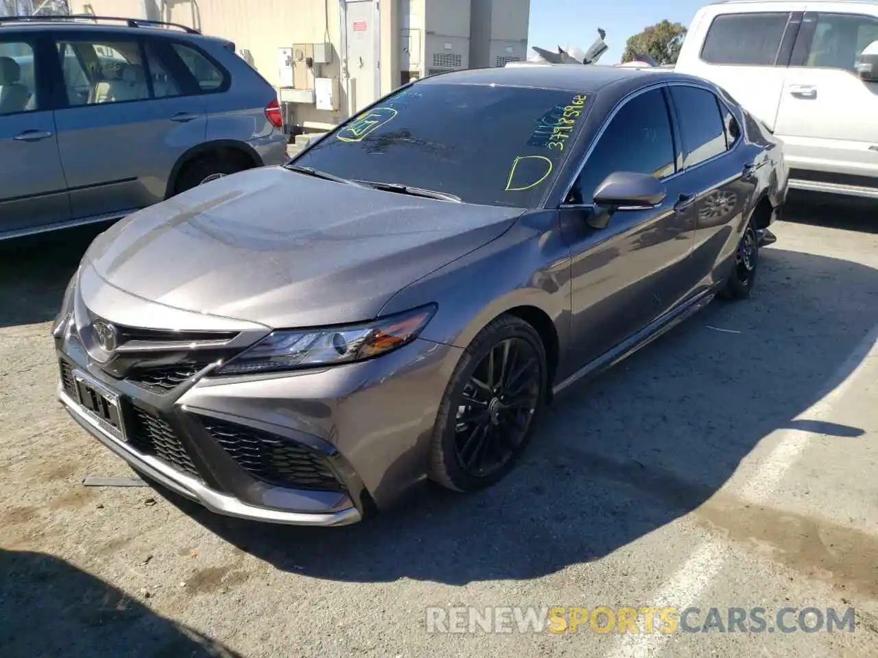 2 Photograph of a damaged car 4T1K61AK7NU024997 TOYOTA CAMRY 2022